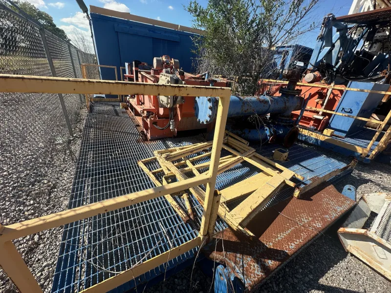 Crown 900 HP Trailer-Mounted DC Drilling Rig for Sale